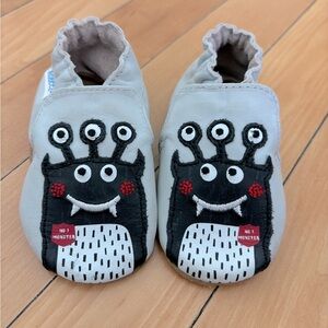 Robeez shoes, 6-12 months